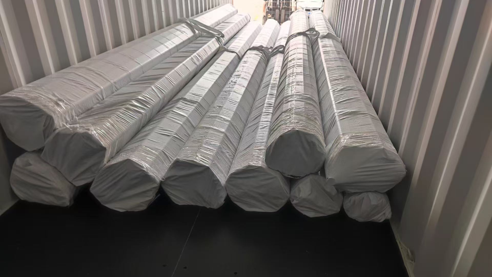 Boiler tube bundles packed inside container
