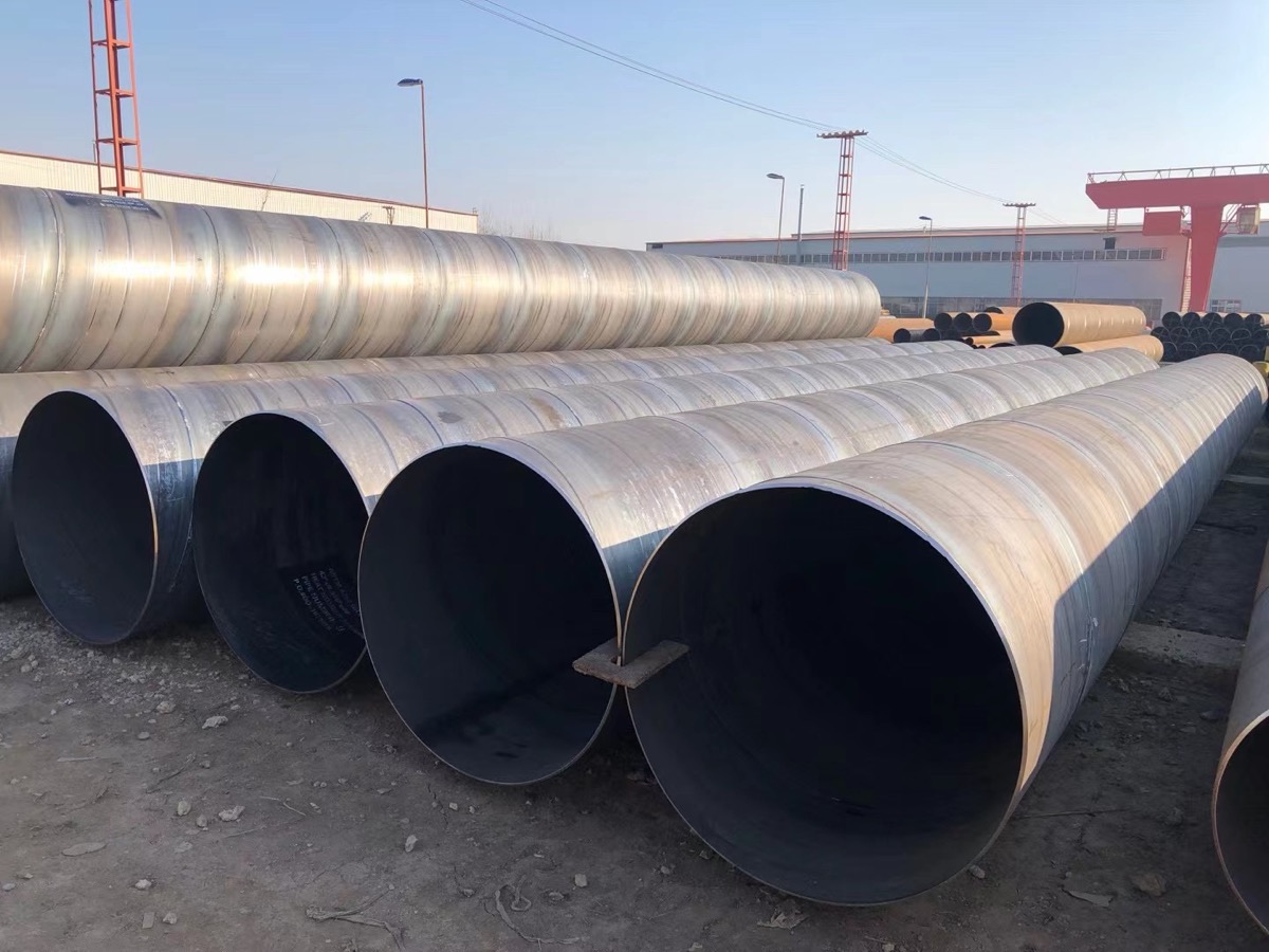 Large diameter pipe yard