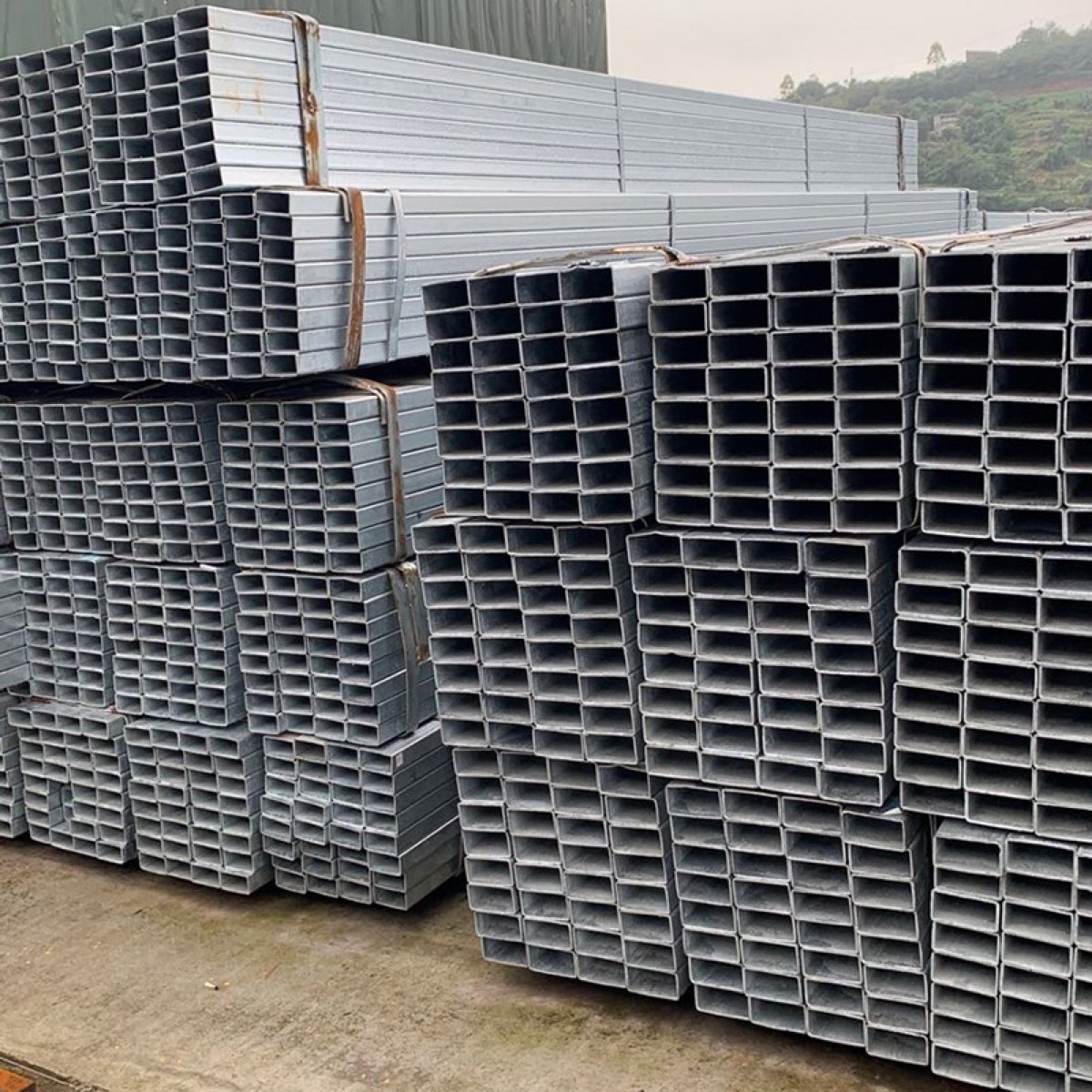 Structural hollow section stockyard