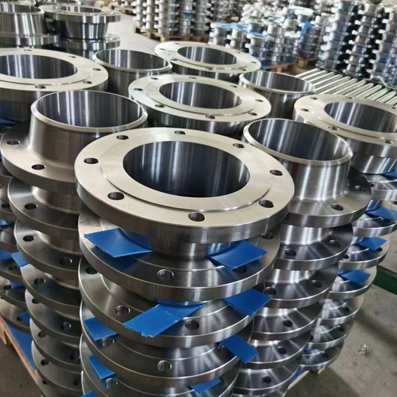 Packed steel pipe flanges